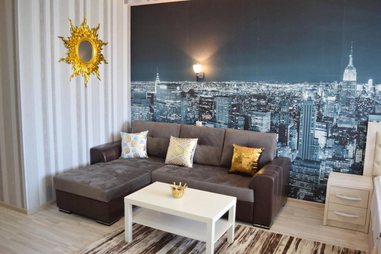 Studio Boutique Apartment ビシュケク エクステリア 写真